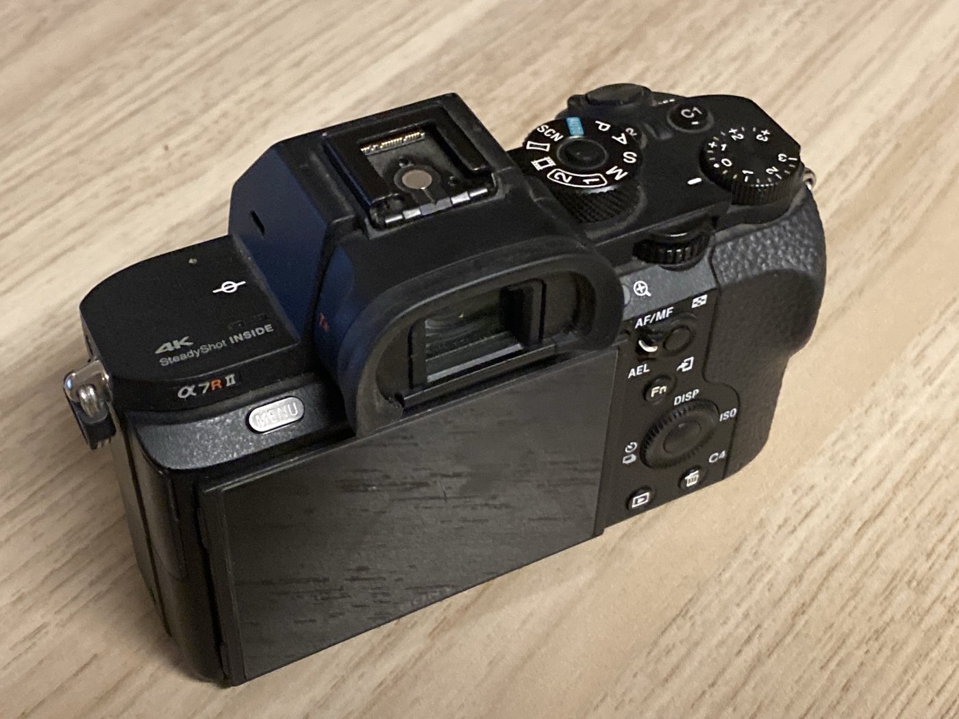 Sony Alpha 7RII, weitere Ansicht