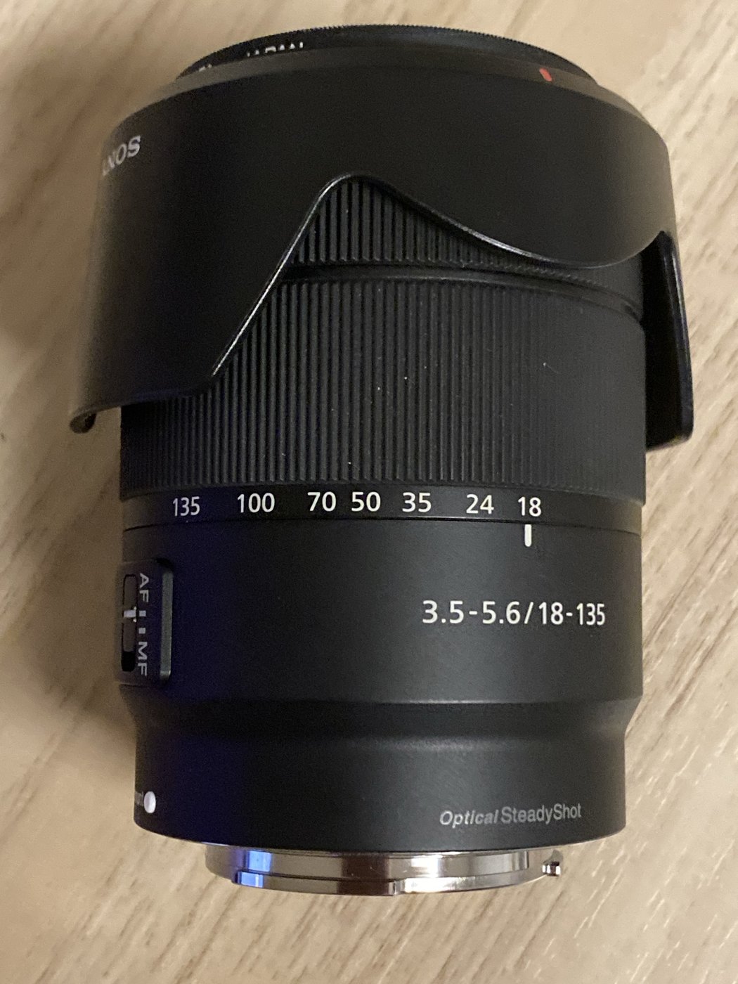 Sony SEL18135 (E 18-135mm F3.5-5.6 OSS)