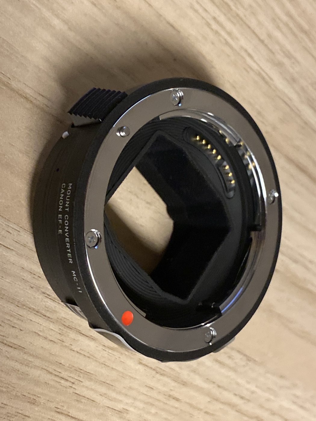 Sigma MC-11 Mount Converter (Canon EF→Sony E)