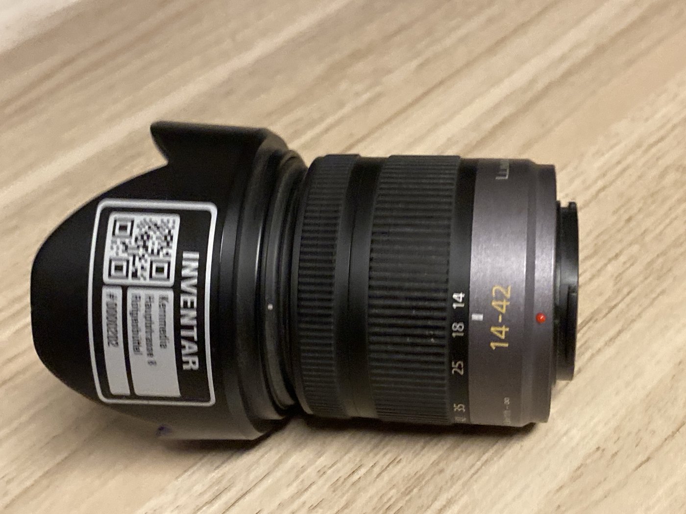 Panasonic H-FS014042 (Lumix G Vario 14-42mm)