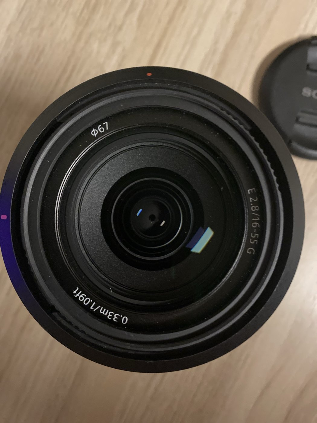 Sony E 16-55mm F2.8 G (SEL1655G), weitere Ansicht